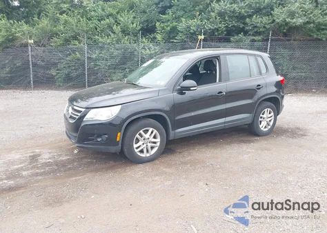 2011 Volkswagen Tiguan S z USA, uszkodzony, nr VIN WVGBV7AX8BW537631